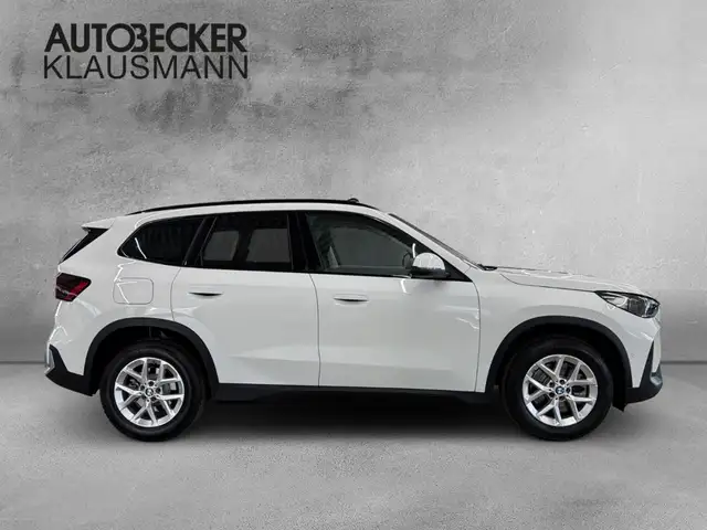 BMW X1 view 4