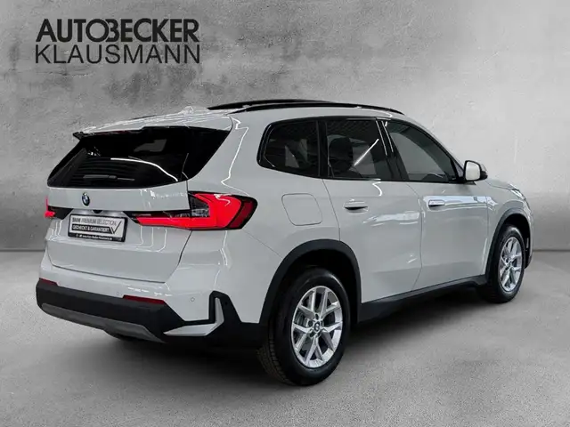 BMW X1 view 2