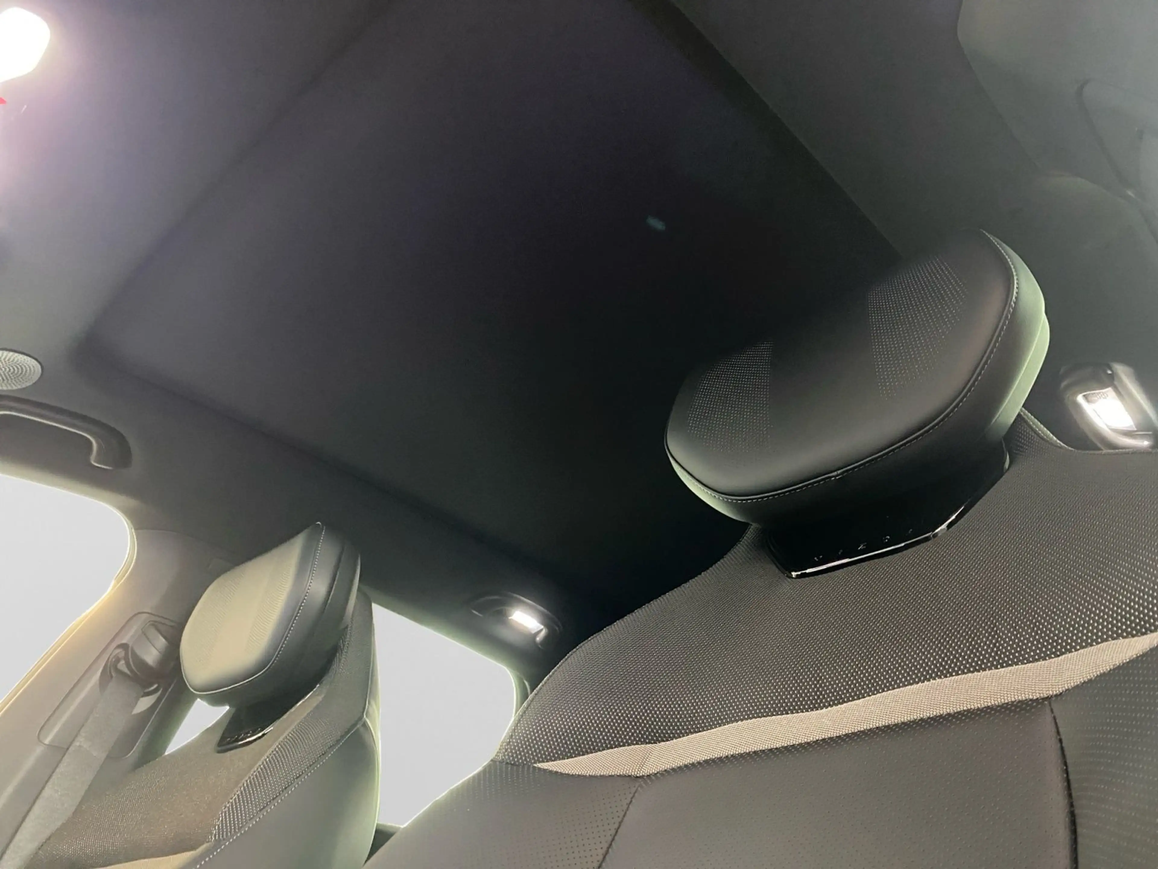Mazda CX-6e 258PS EV Takumi — photo 13