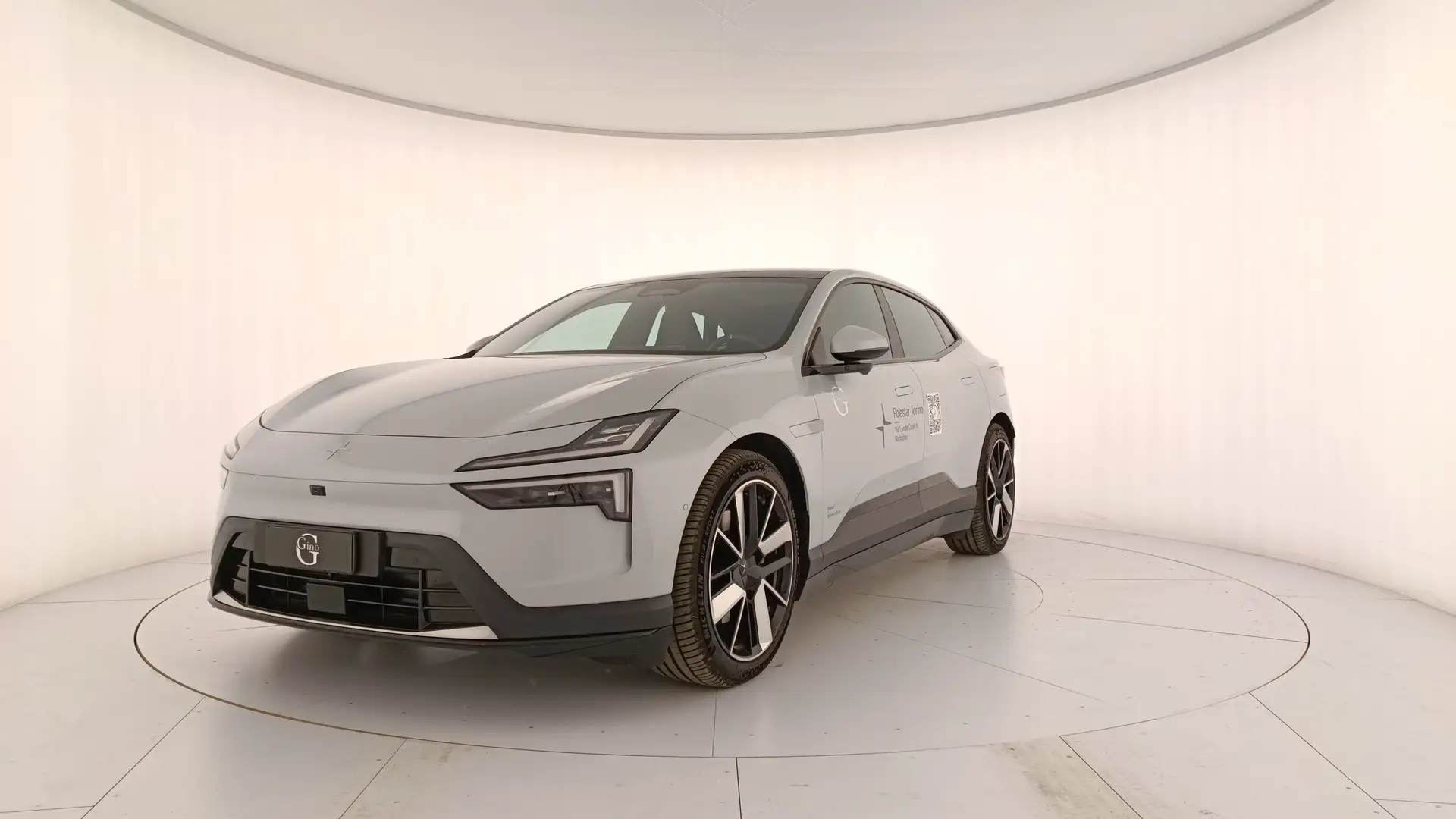 Polestar 4 Dual Motor - 1