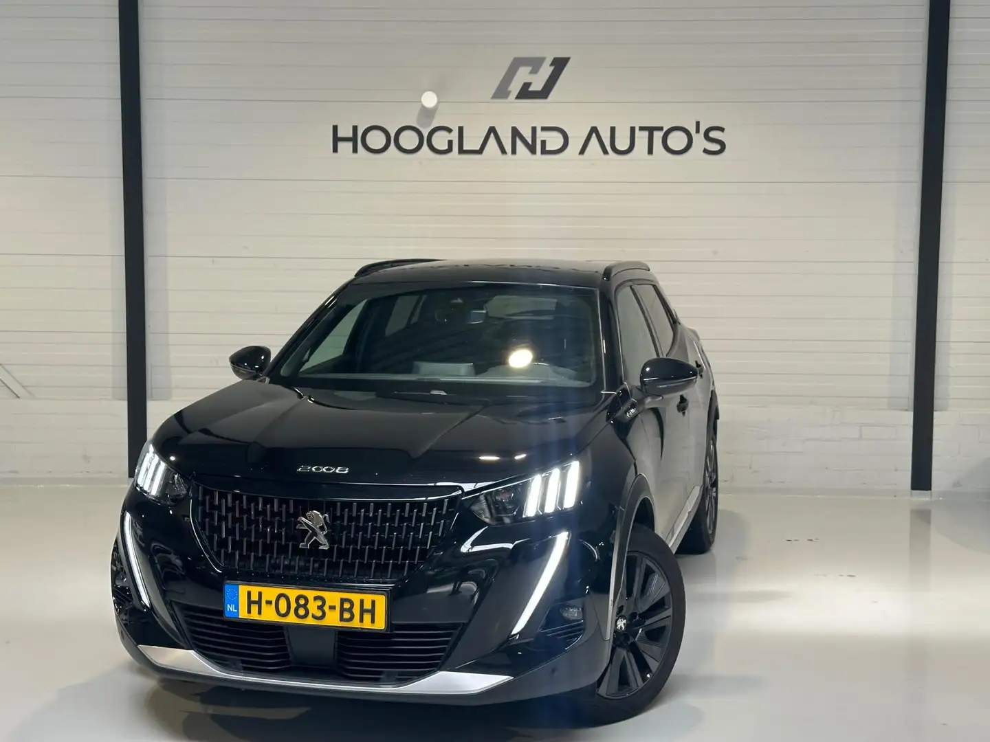 Peugeot 2008 1.2 PureTech GT-Line 2020 NAP SCHADE Zwart - 2