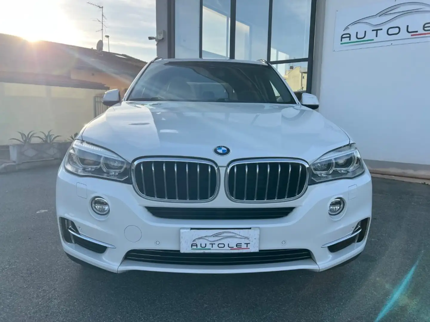 BMW X5 sDrive25d Luxury Bianco - 2