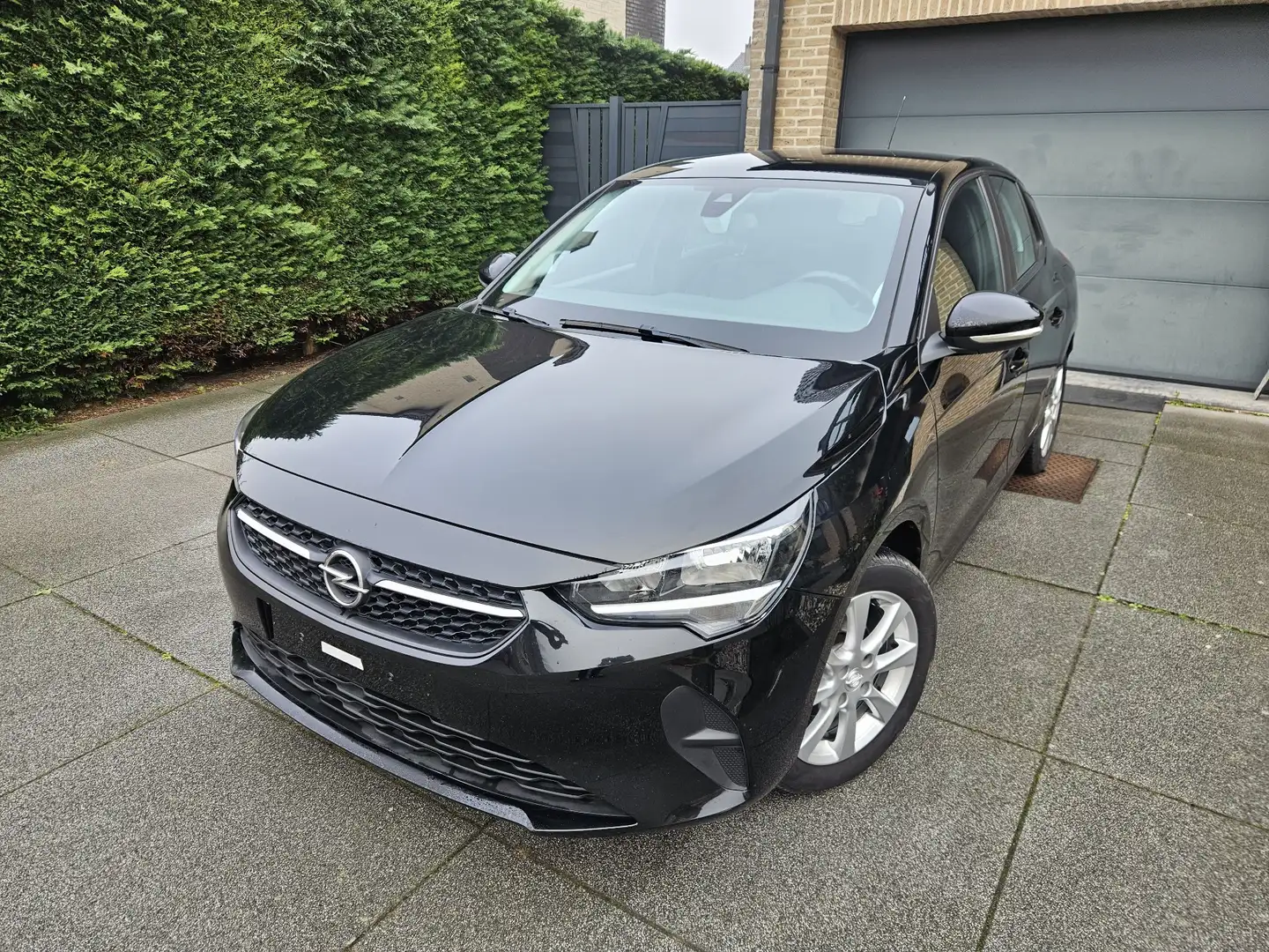 Opel Corsa 1.2i Edition / NAVI / CRUISE / ** SUPER DEAL ** - 1