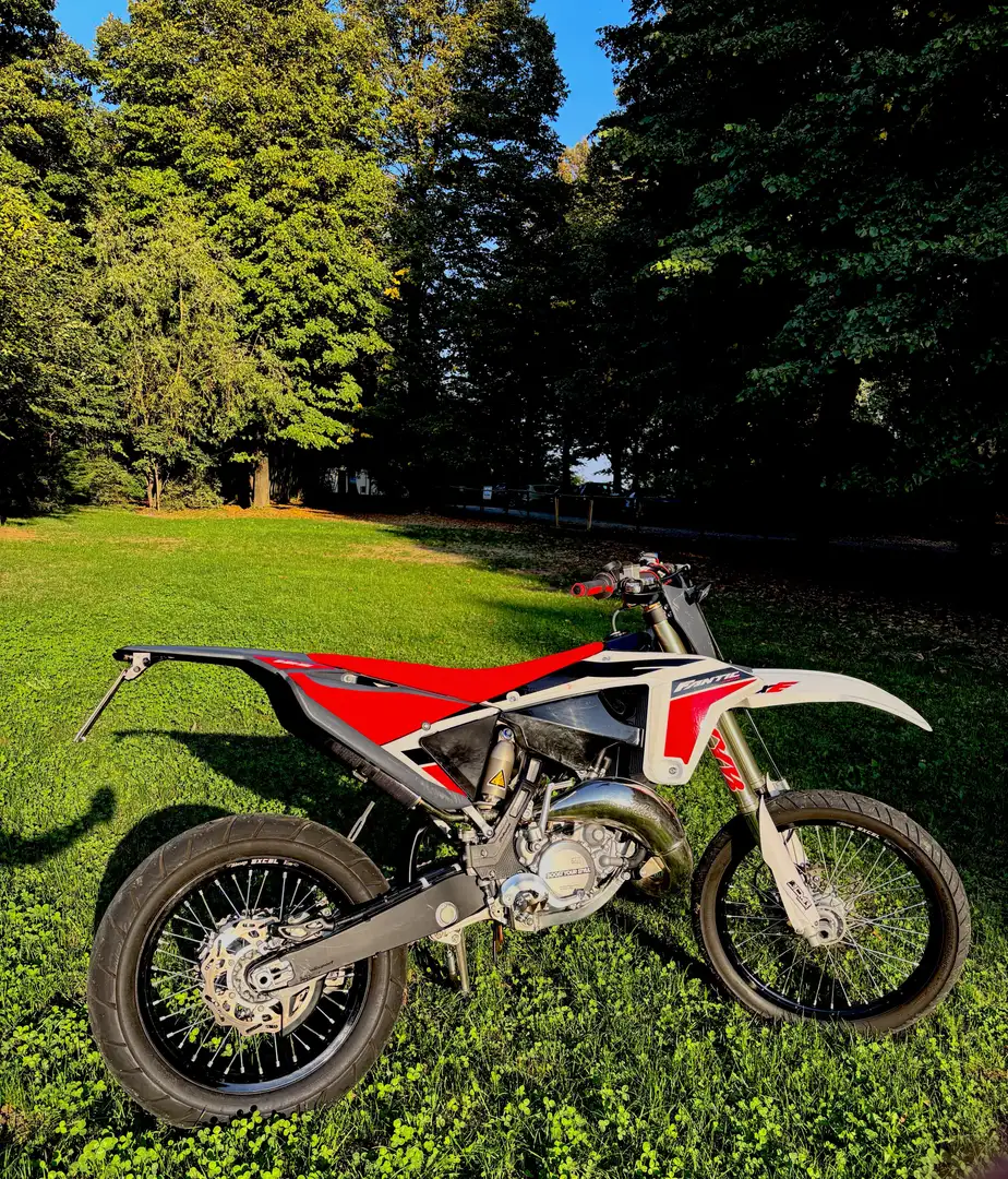 Fantic 125E Racing - 1