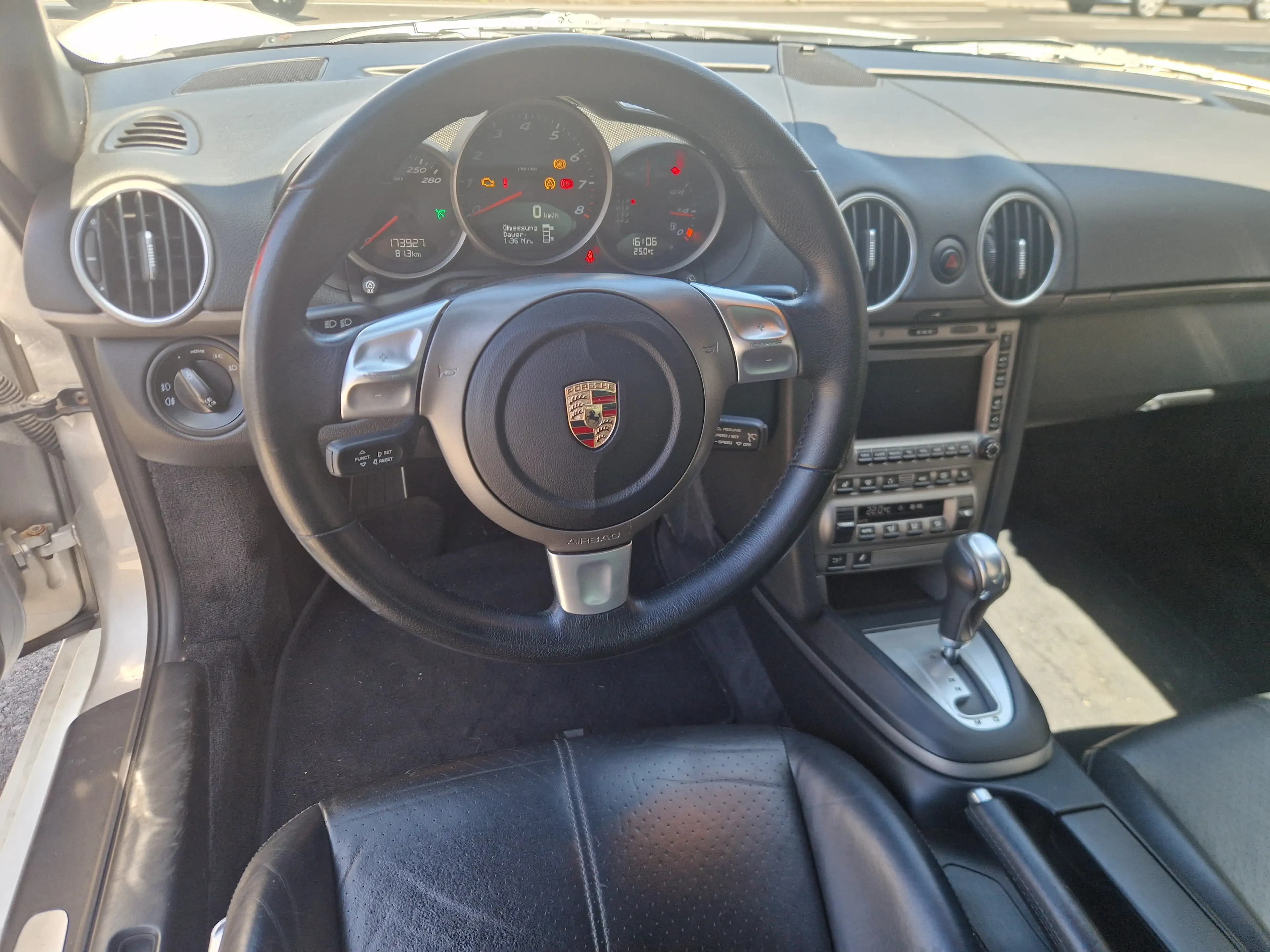 Porsche Cayman Basis — photo 15