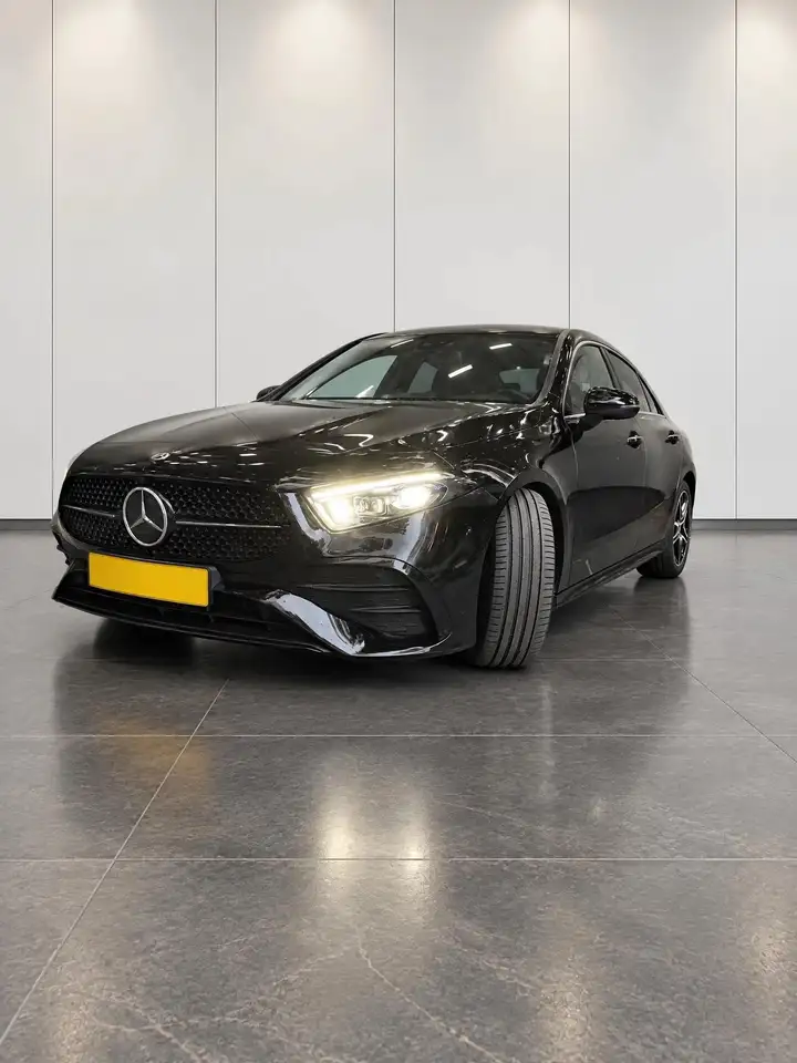 Mercedes-Benz A 200