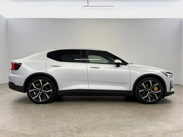 Polestar 2 view 12