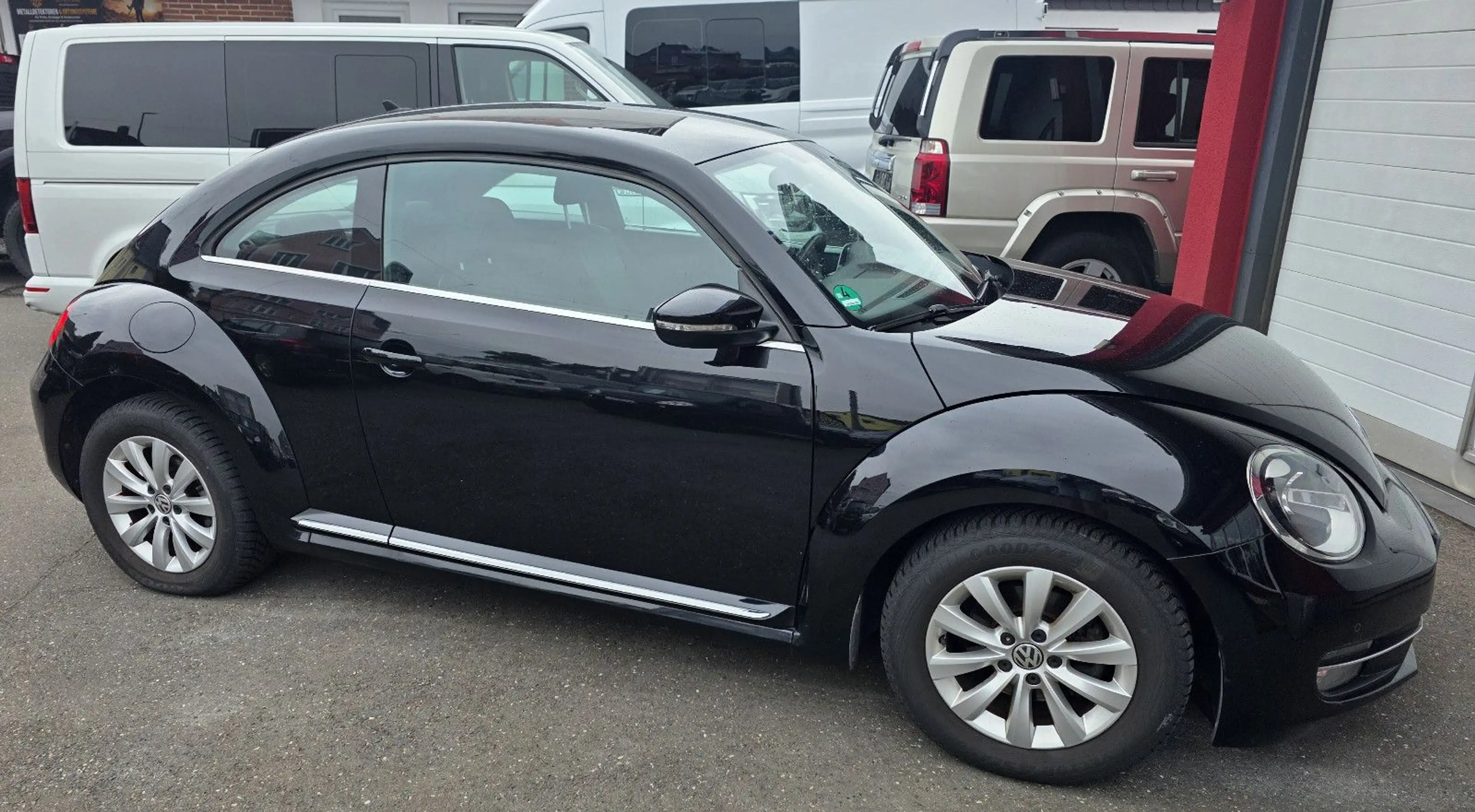 Volkswagen Beetle Design BMT Navi+Sitzh.+PDC+Klimaautom. — photo 4
