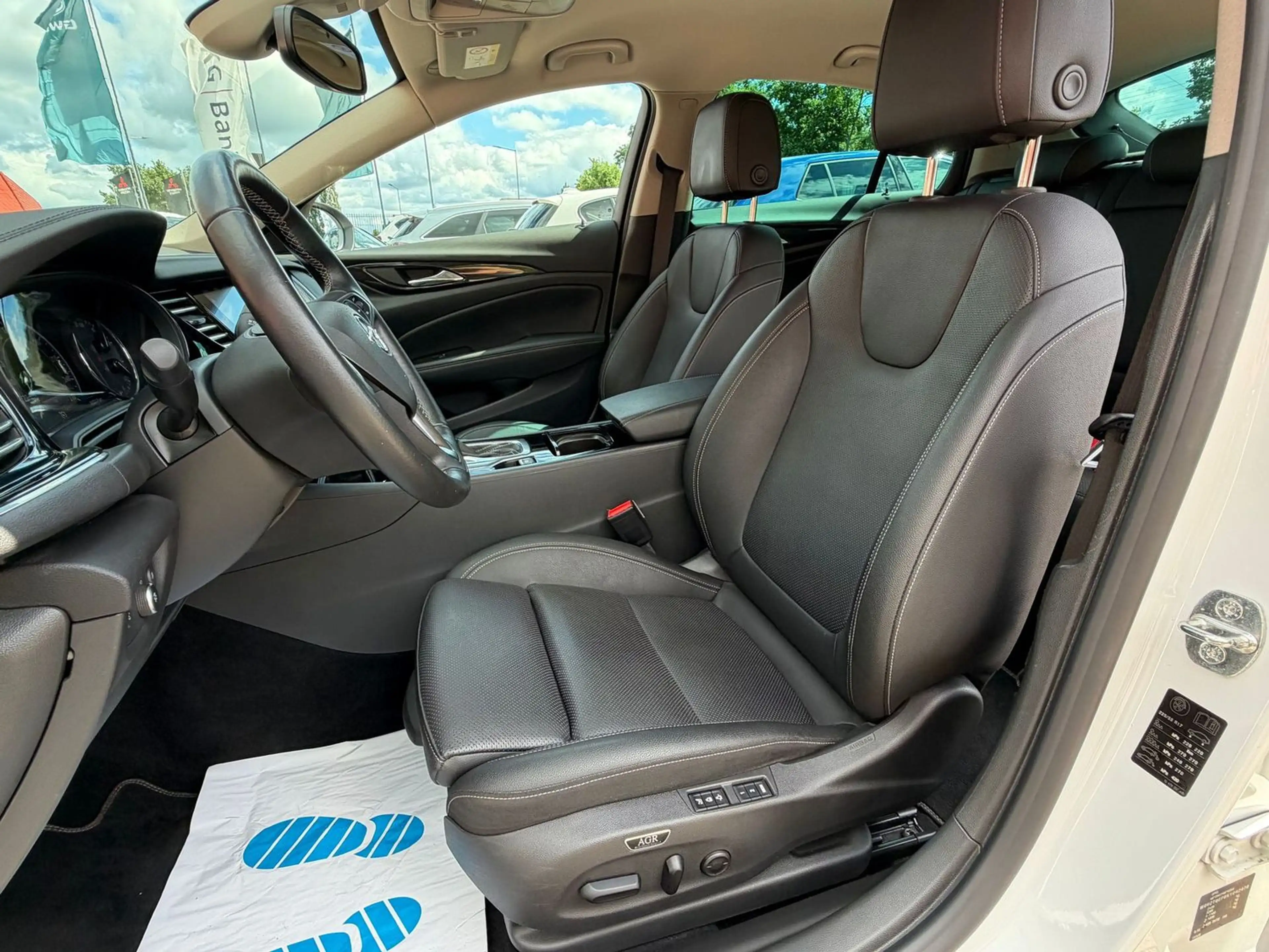 Opel Insignia Grand Sport 1.6 CDTI Business Innovation — photo 5