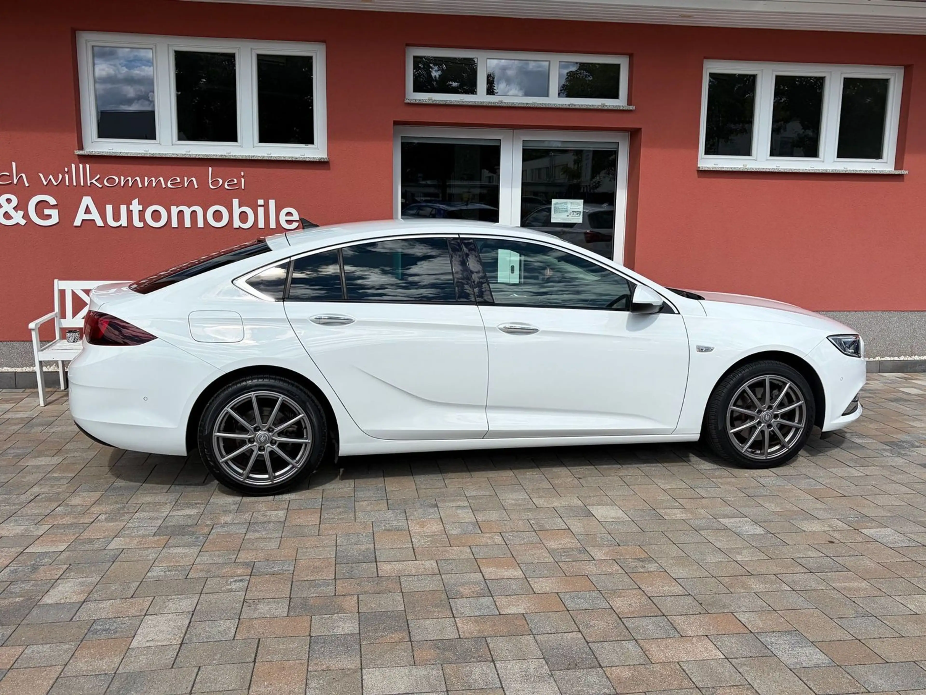 Opel Insignia Grand Sport 1.6 CDTI Business Innovation — photo 11