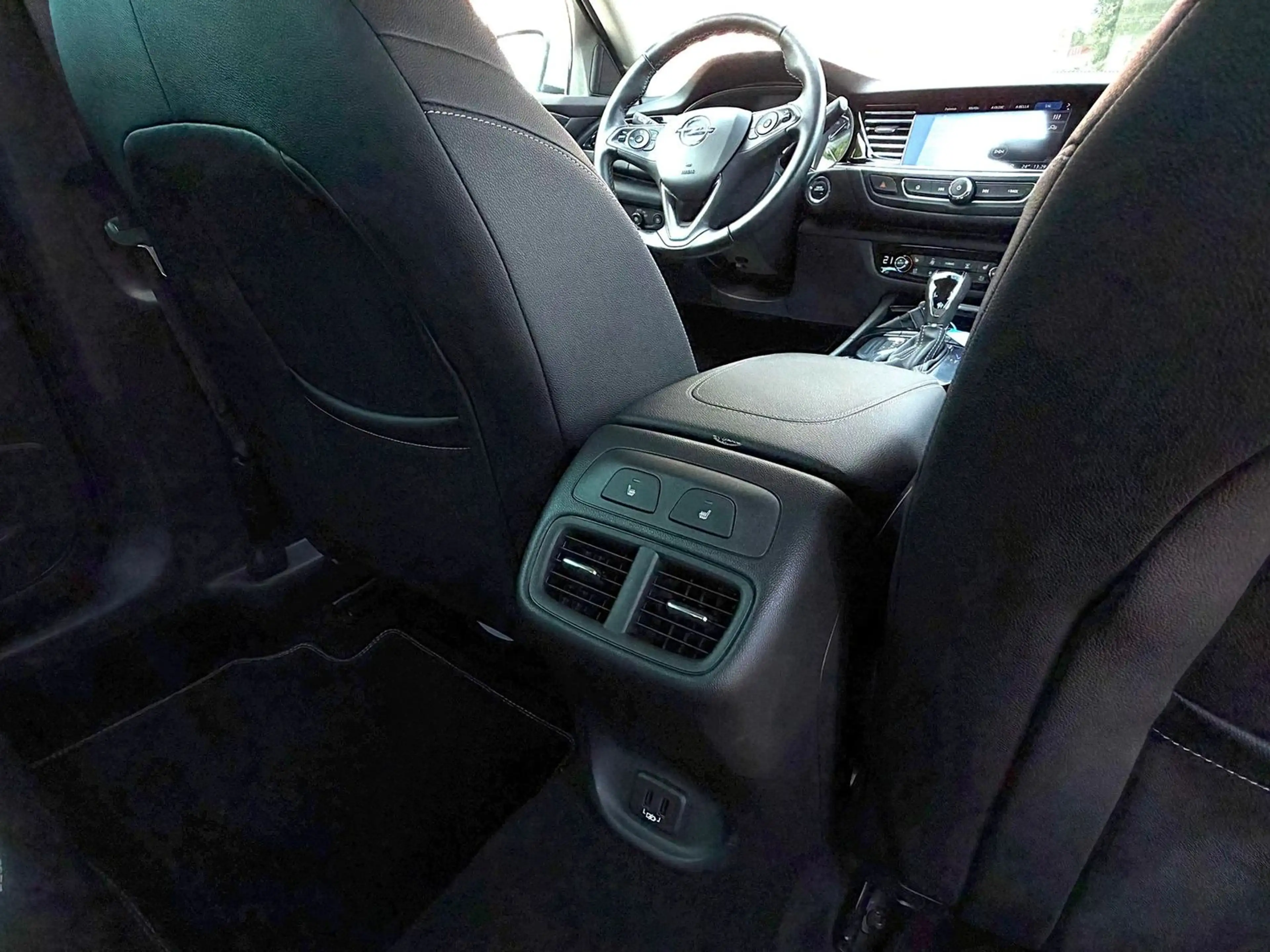 Opel Insignia Grand Sport 1.6 CDTI Business Innovation — photo 8