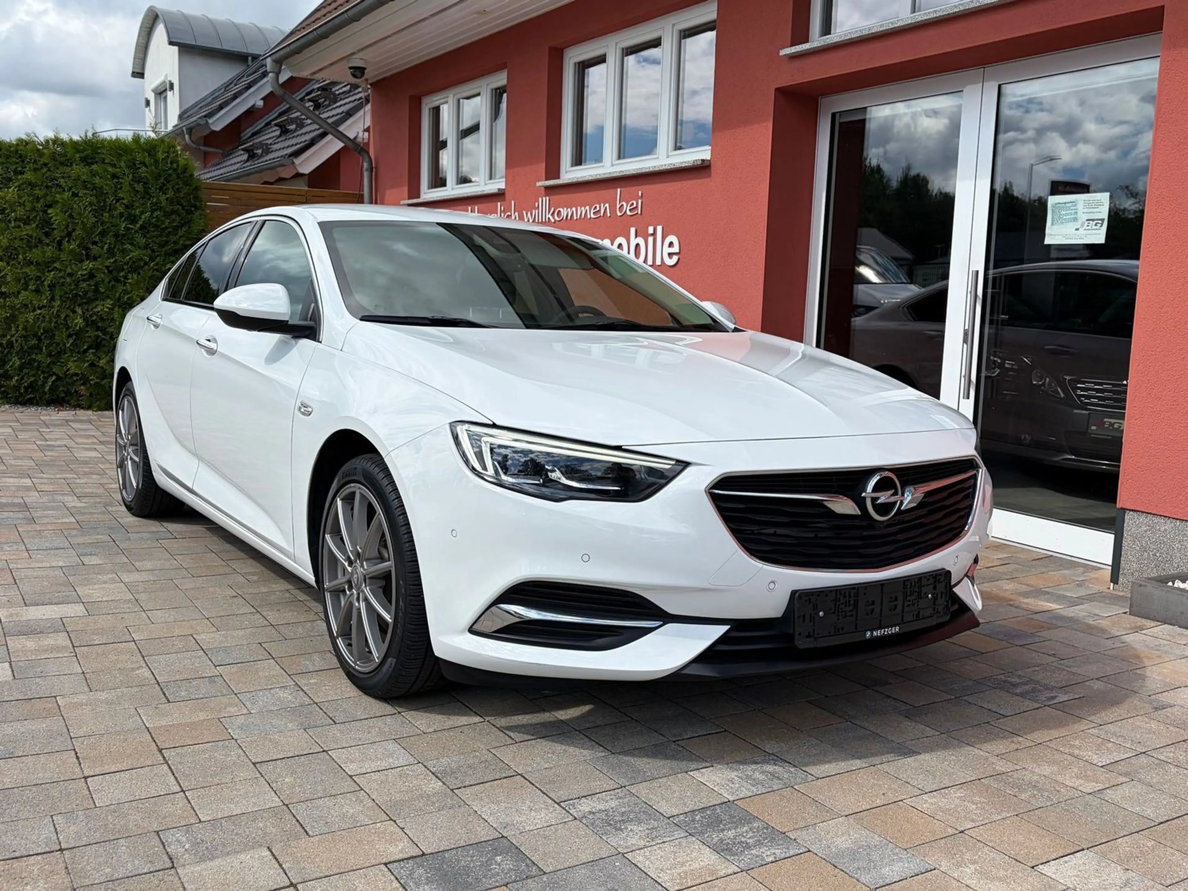 Opel Insignia Grand Sport 1.6 CDTI Business Innovation — photo 2
