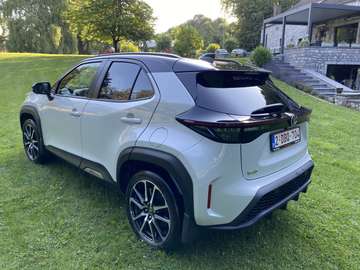 Hybrid 1.5i VVT-i E-CVT GR Sport
