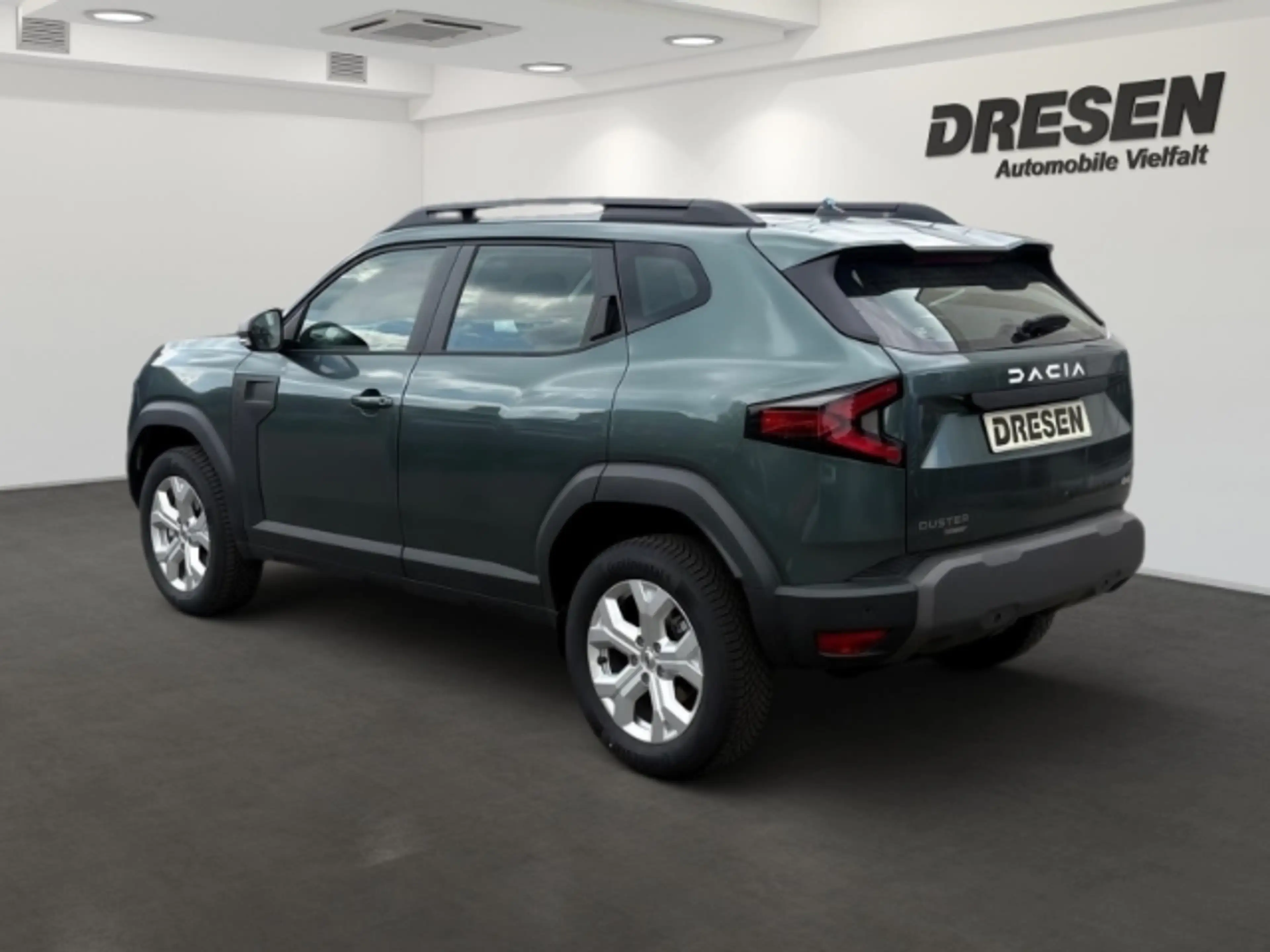 Dacia Duster Expression Hybrid-G 150 4x4 +Winterpaket+ Multimed — photo 4