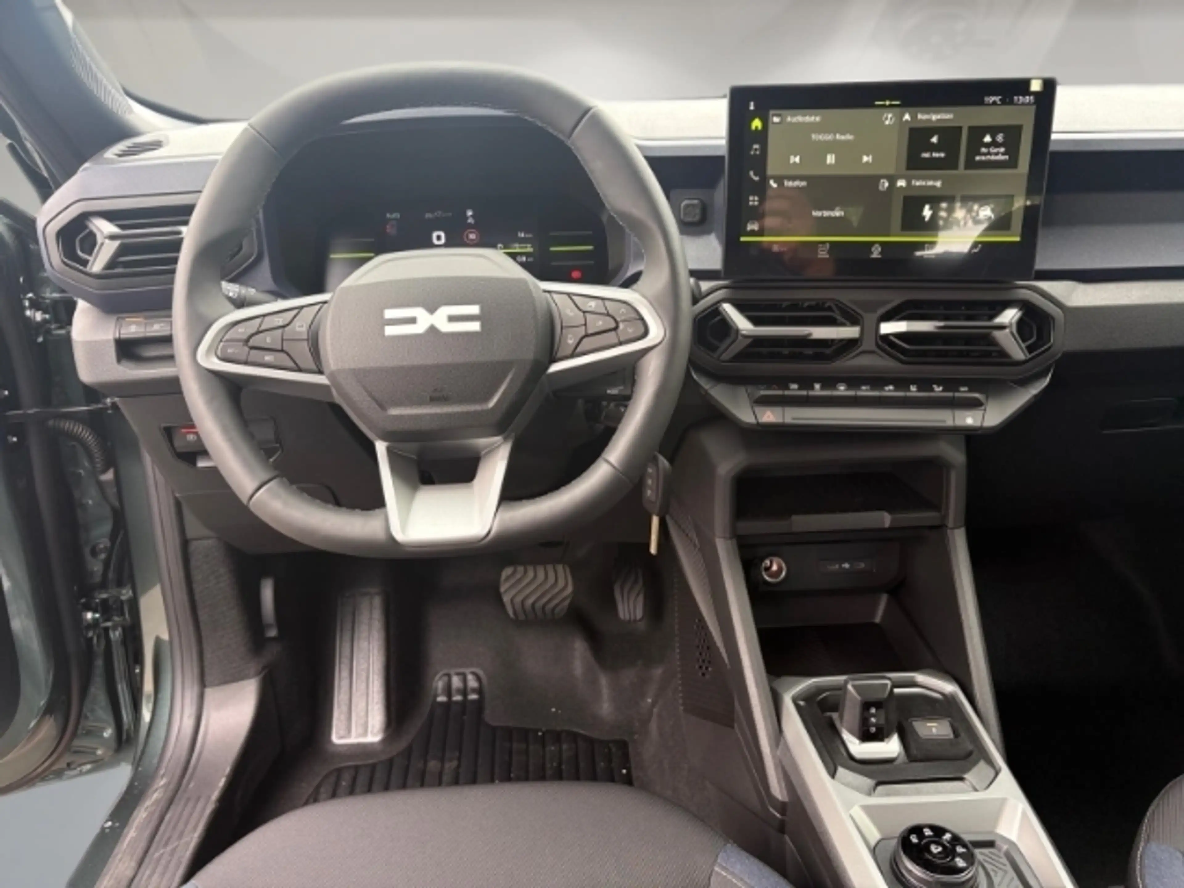 Dacia Duster Expression Hybrid-G 150 4x4 +Winterpaket+ Multimed — photo 10