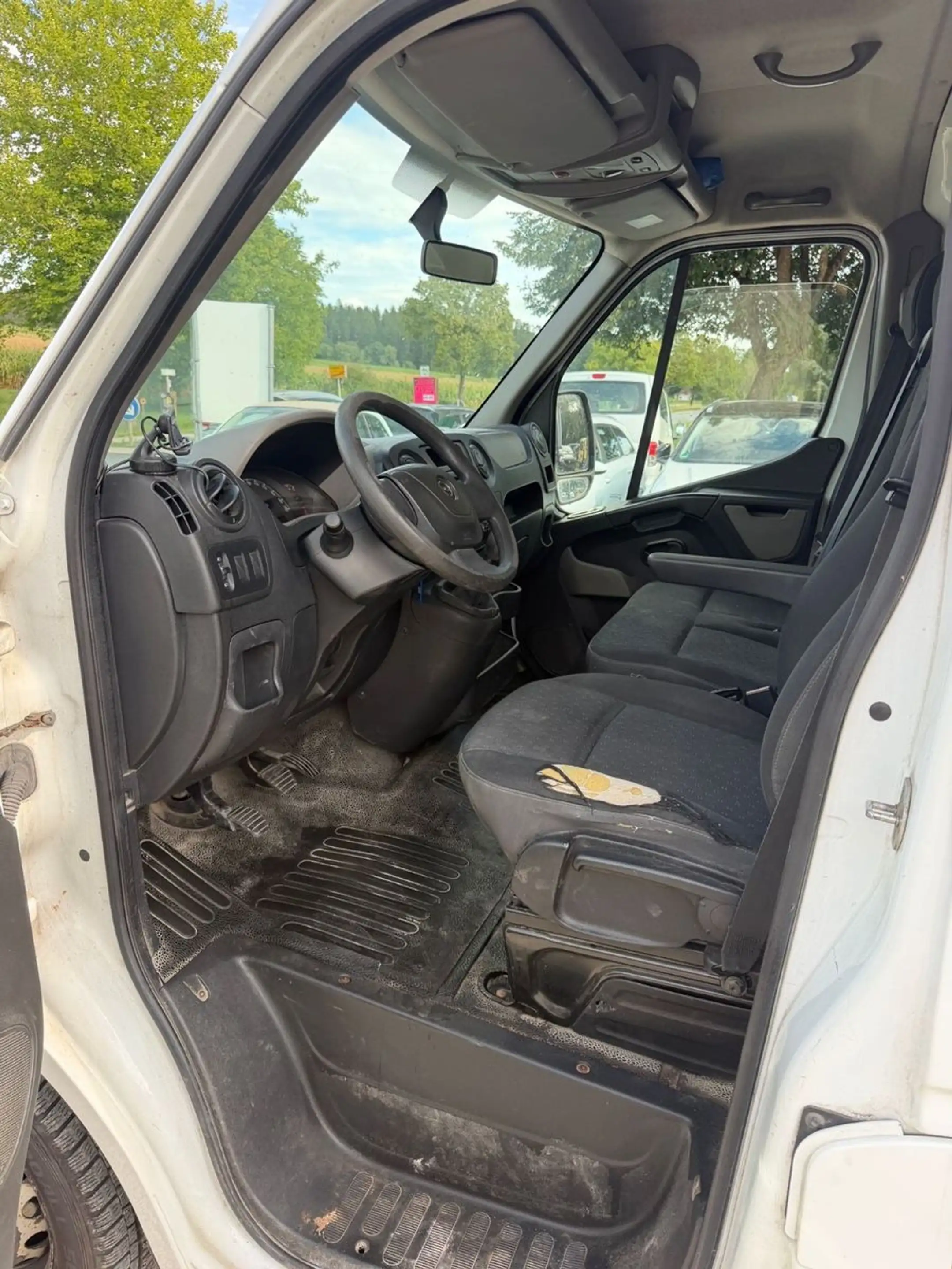 Opel Movano B Kasten L2H2 3,3t Klima AHK TÜV 01/28 — photo 12