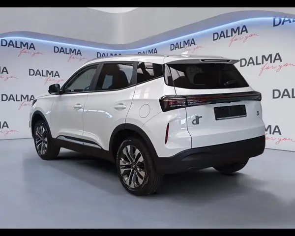 DR Automobiles DR5 view 3