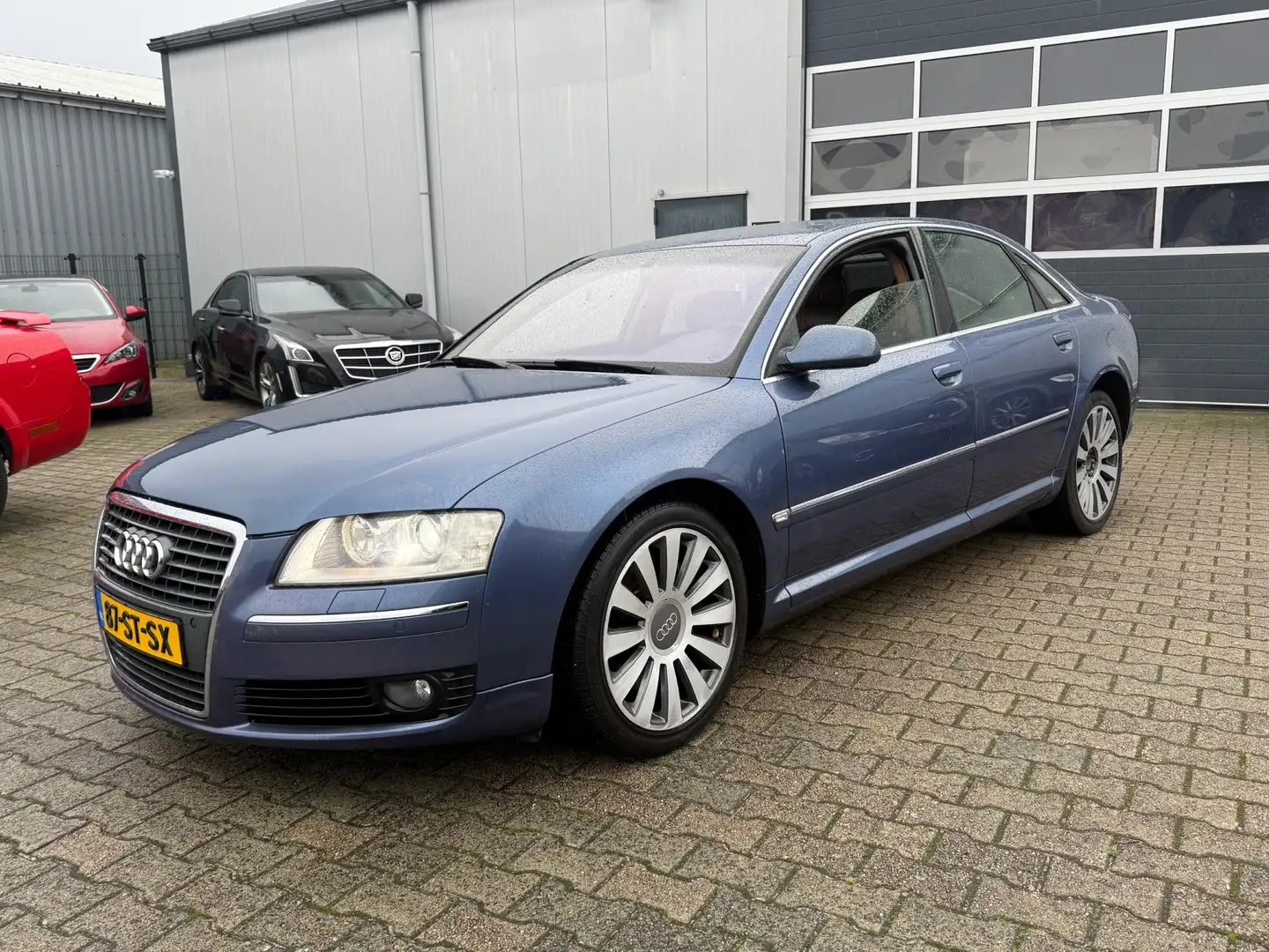 Audi A8 3.7 quattro Pro Line 2006 Facelift Single Grill Blauw - 1
