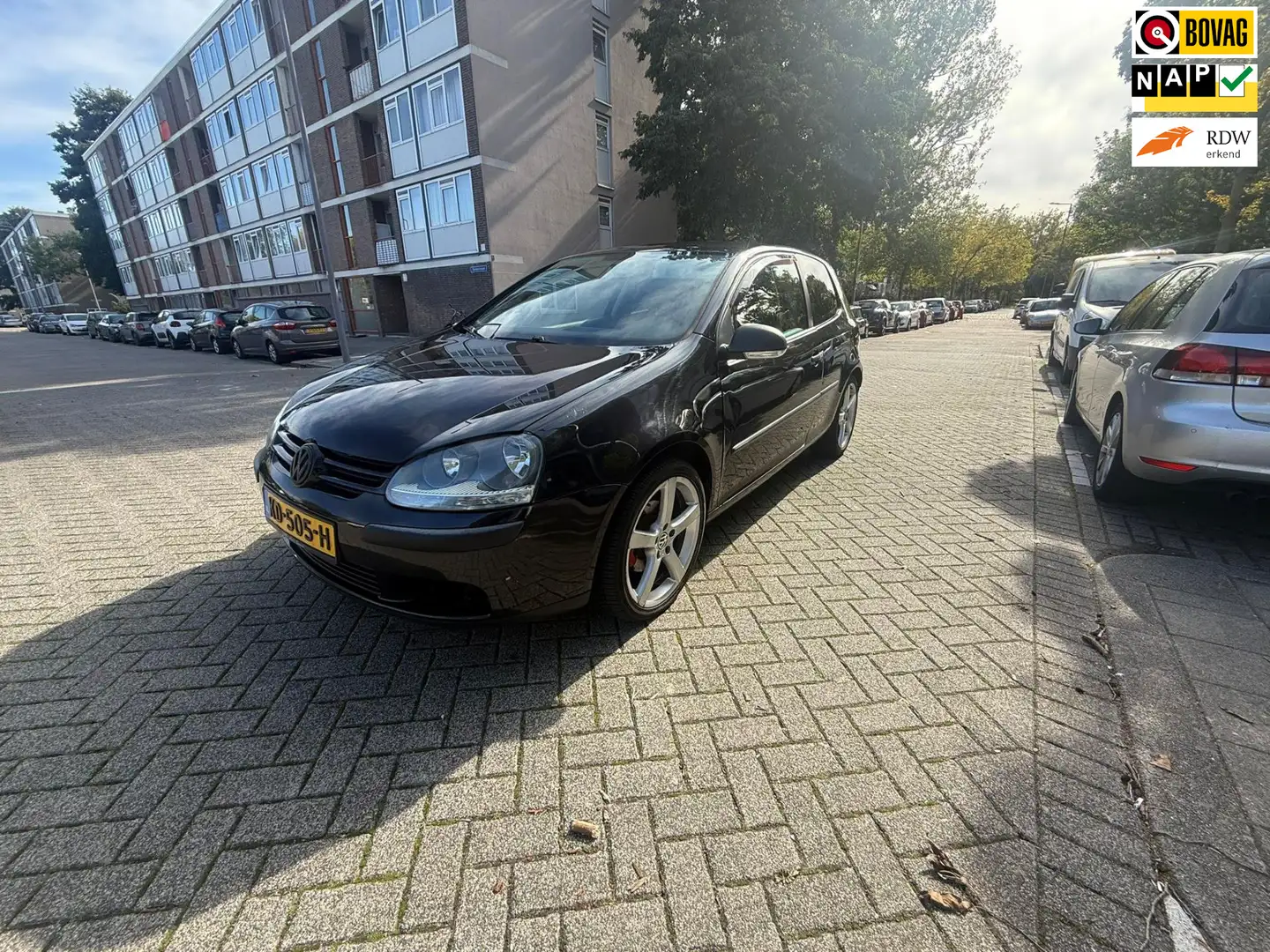 Volkswagen Golf 1.4 Easyline Zwart - 1