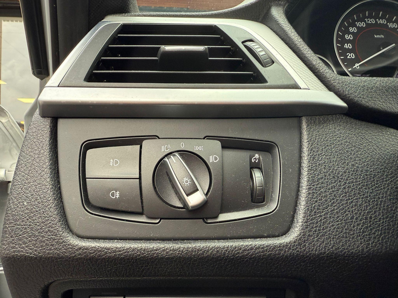 BMW 335 3-serie 335i xDrive High Executive M-Pakket, Head- — photo 34