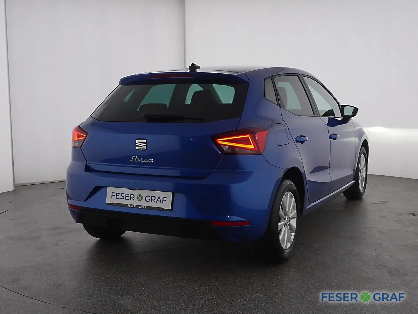 SEAT Ibiza 1.0TSI Style ACC SHZ Navi PDC R-Kamera 15" Blau - 2