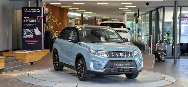 Suzuki Vitara view 3