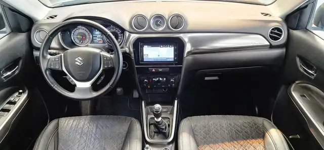 Suzuki Vitara view 11