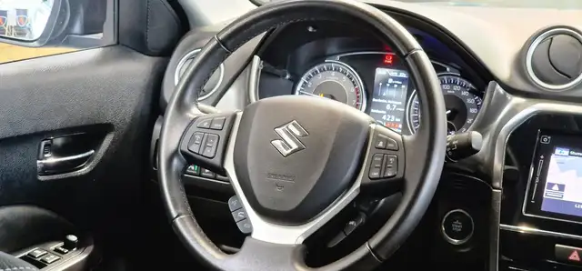 Suzuki Vitara view 13
