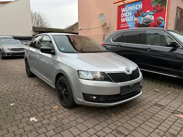 Skoda Rapid/Spaceback Spaceback Style Plus Panoramadach Xenon 1.