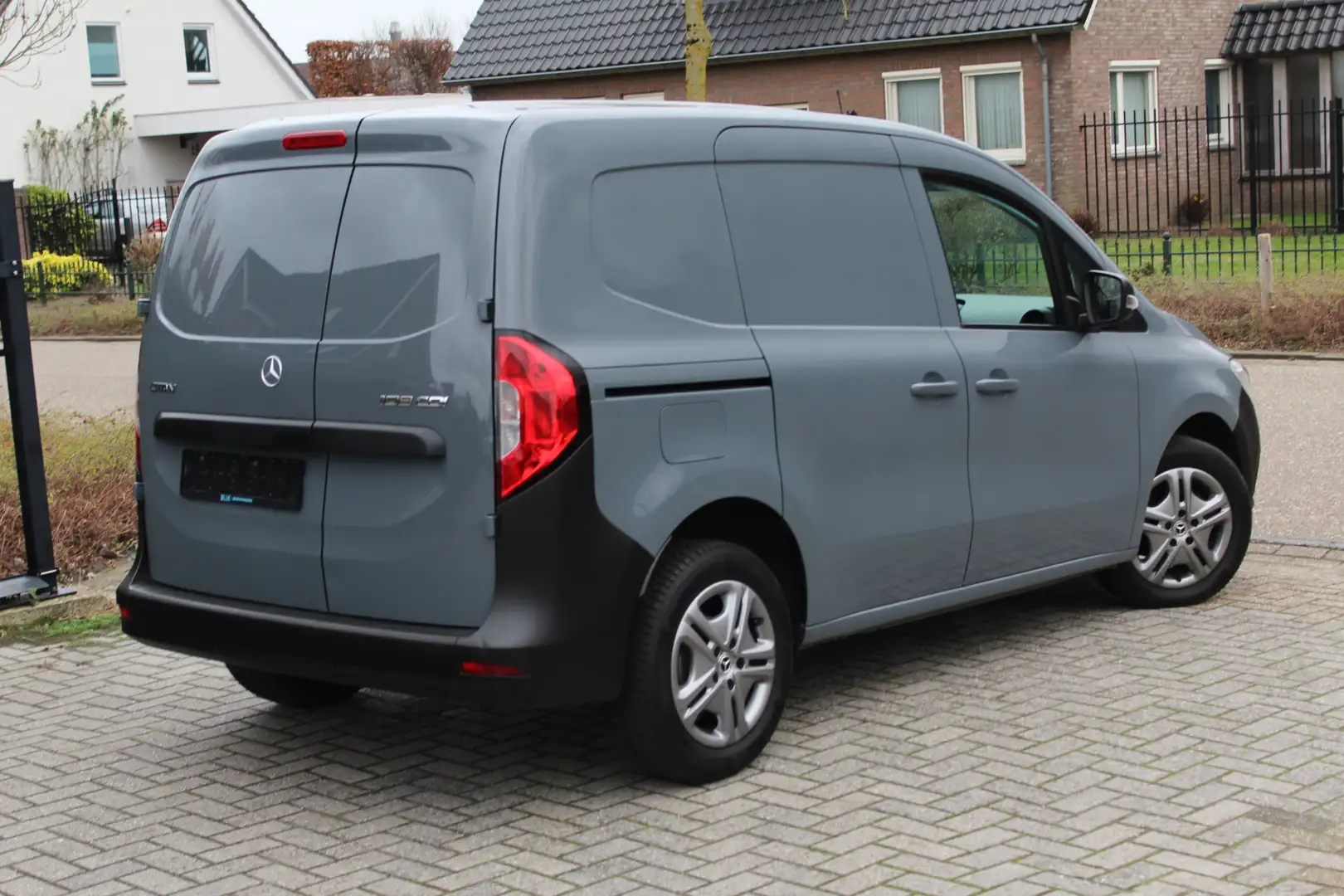 Mercedes-Benz Citan 108 CDI L1 Pro ✓ nieuw model ✓ dolfijngrijs Grau - 2