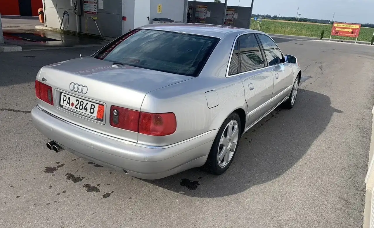 Audi S8 A8 4,2 quattro Tiptronic, foto 3