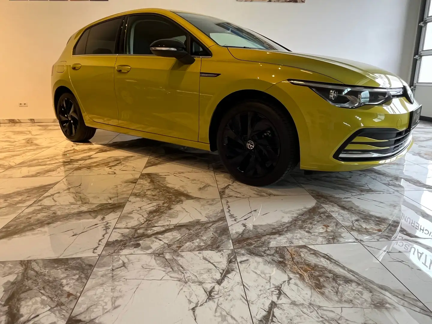 Volkswagen Golf VIII Style/Highline/ACT/ AKTION Jaune - 2