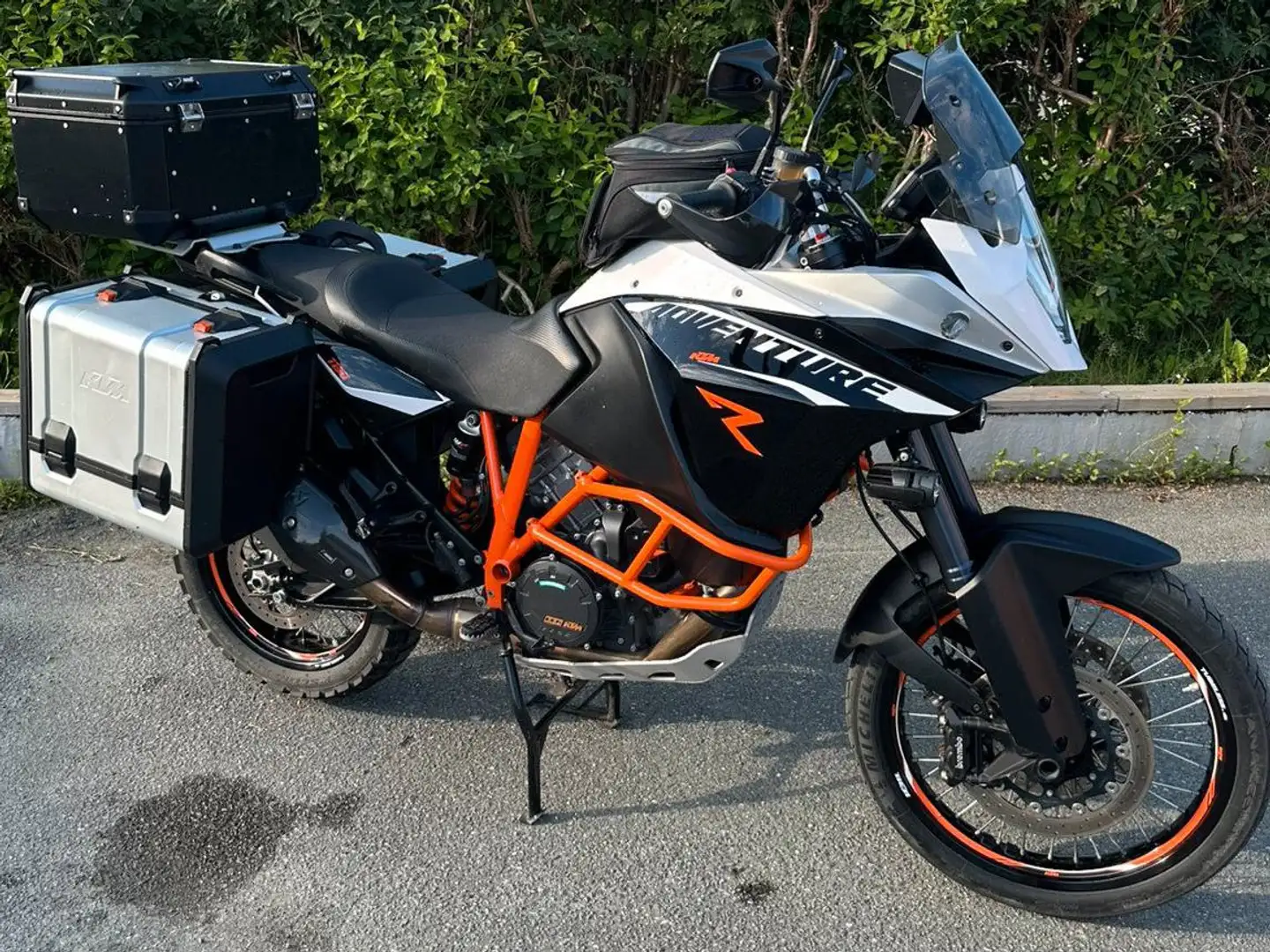 KTM 1190 Adventure R - 1