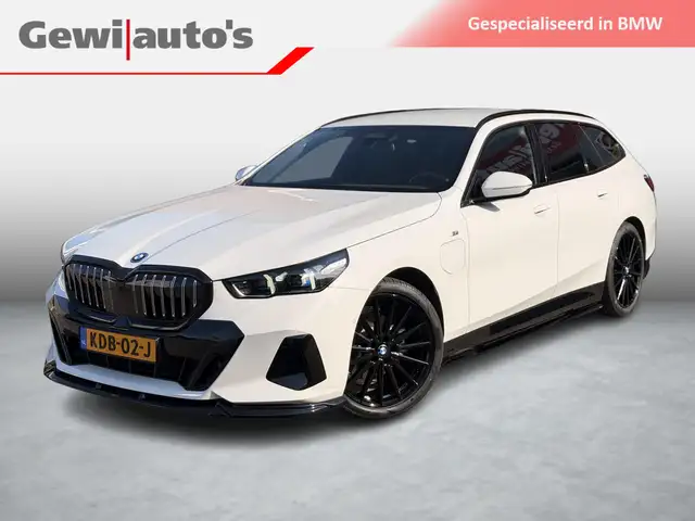BMW 530 5-serie Touring 530e xDrive M-Sport