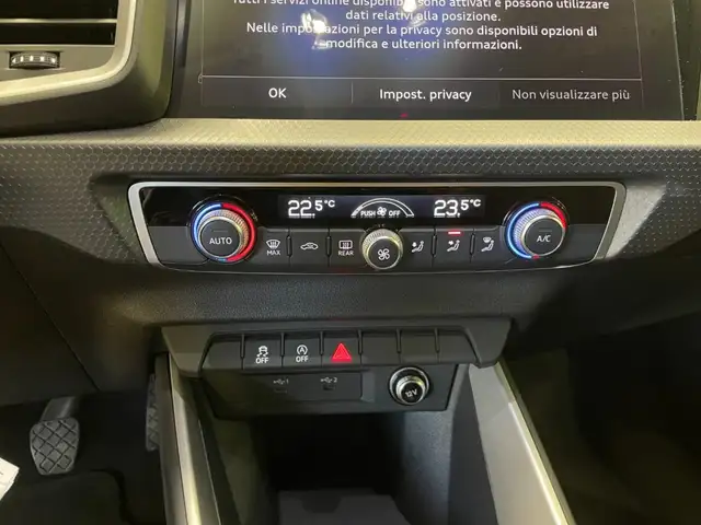 Audi A1 view 13