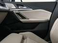 BMW iX2 eDrive20 | Stuurwielrand verwarmd | Driving Assist Zwart - thumbnail 17