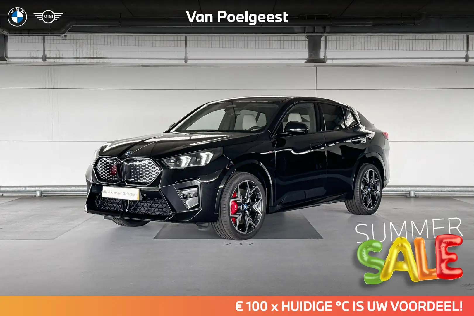 BMW iX2 eDrive20 | Stuurwielrand verwarmd | Driving Assist Zwart - 1
