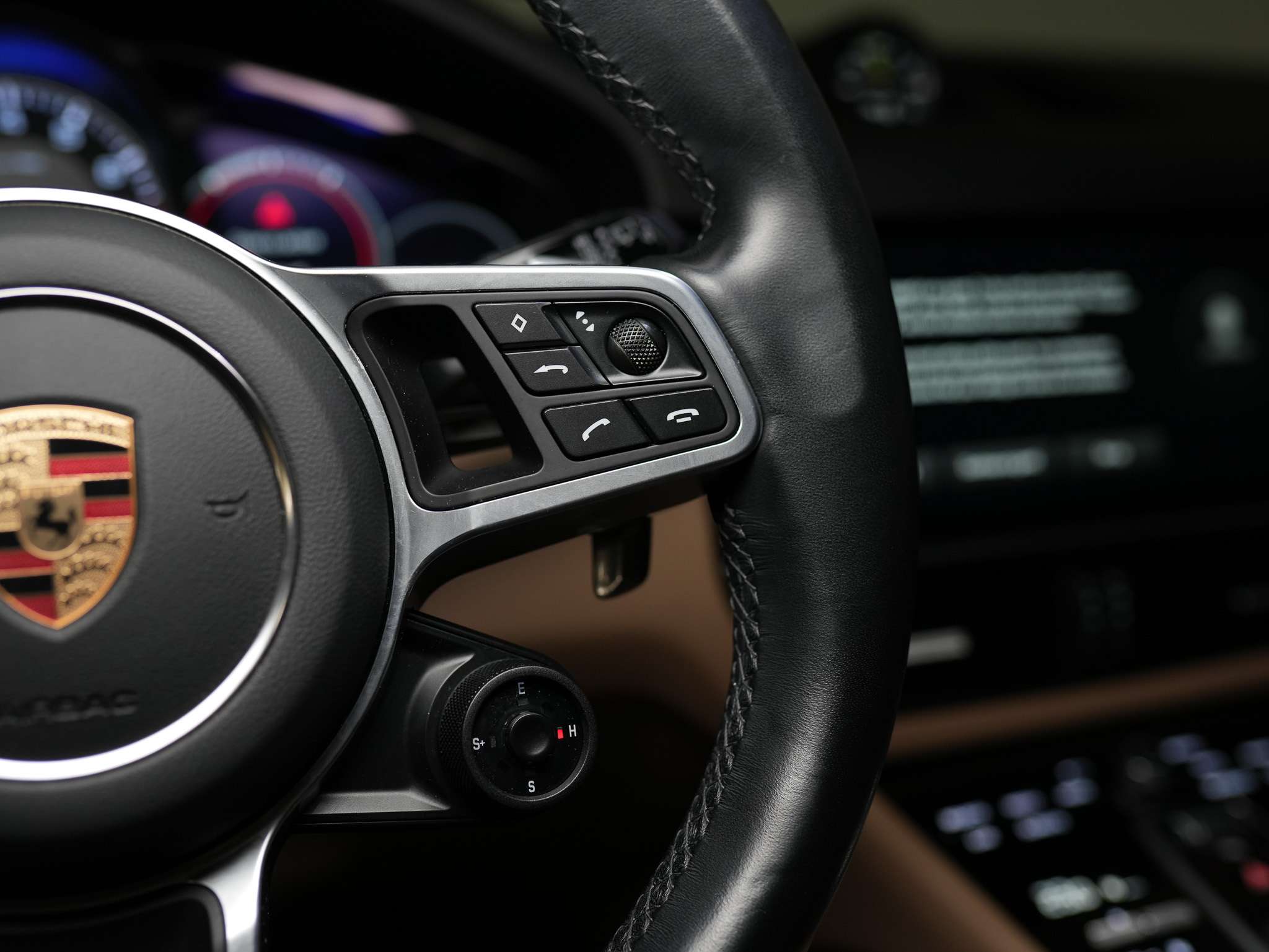 used 2022 Porsche Cayenne car, priced at $67,900