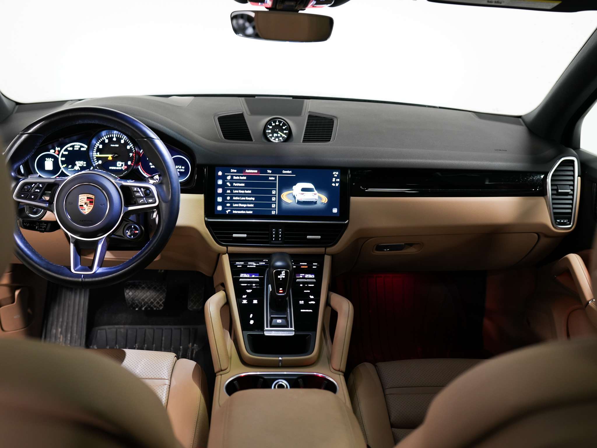 used 2022 Porsche Cayenne car, priced at $67,900