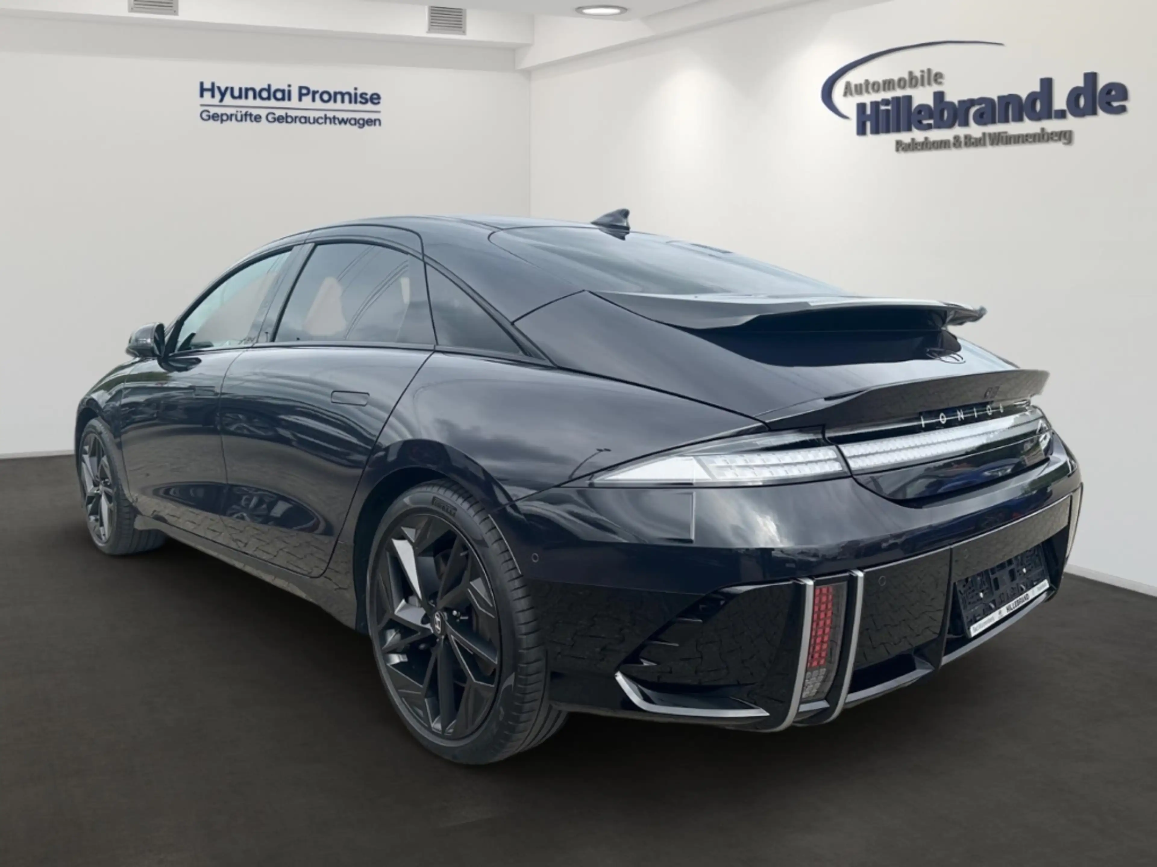 Hyundai IONIQ 6 First Edition Elektro 4WD 77 HUD StandHZG Navi Dig — photo 4