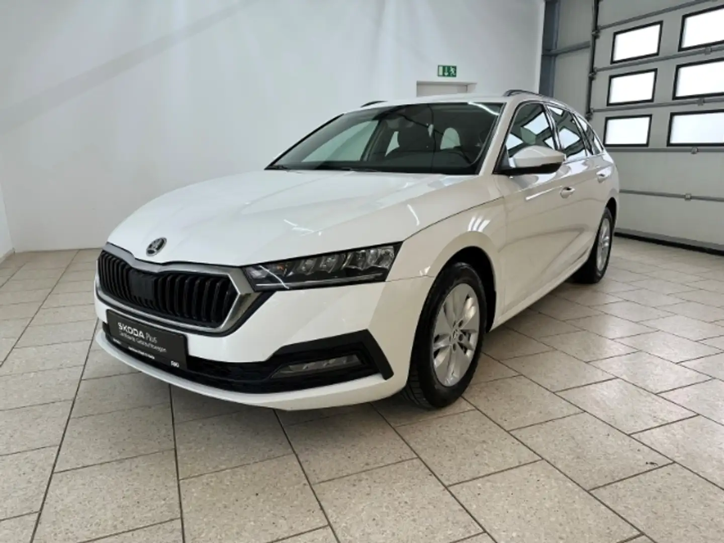 Skoda Octavia Combi 1.5 TSI Ambition SHZ PDC Climatronic Weiß - 2