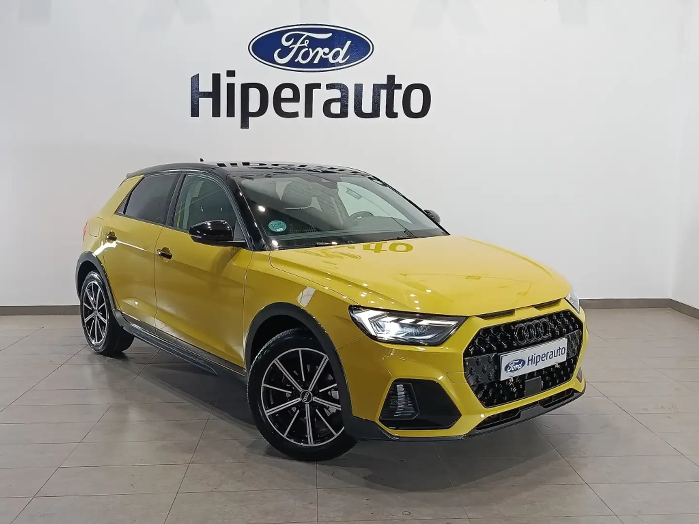 Audi A1 30 TFSI Adrenalin Black Edition Jaune - 1
