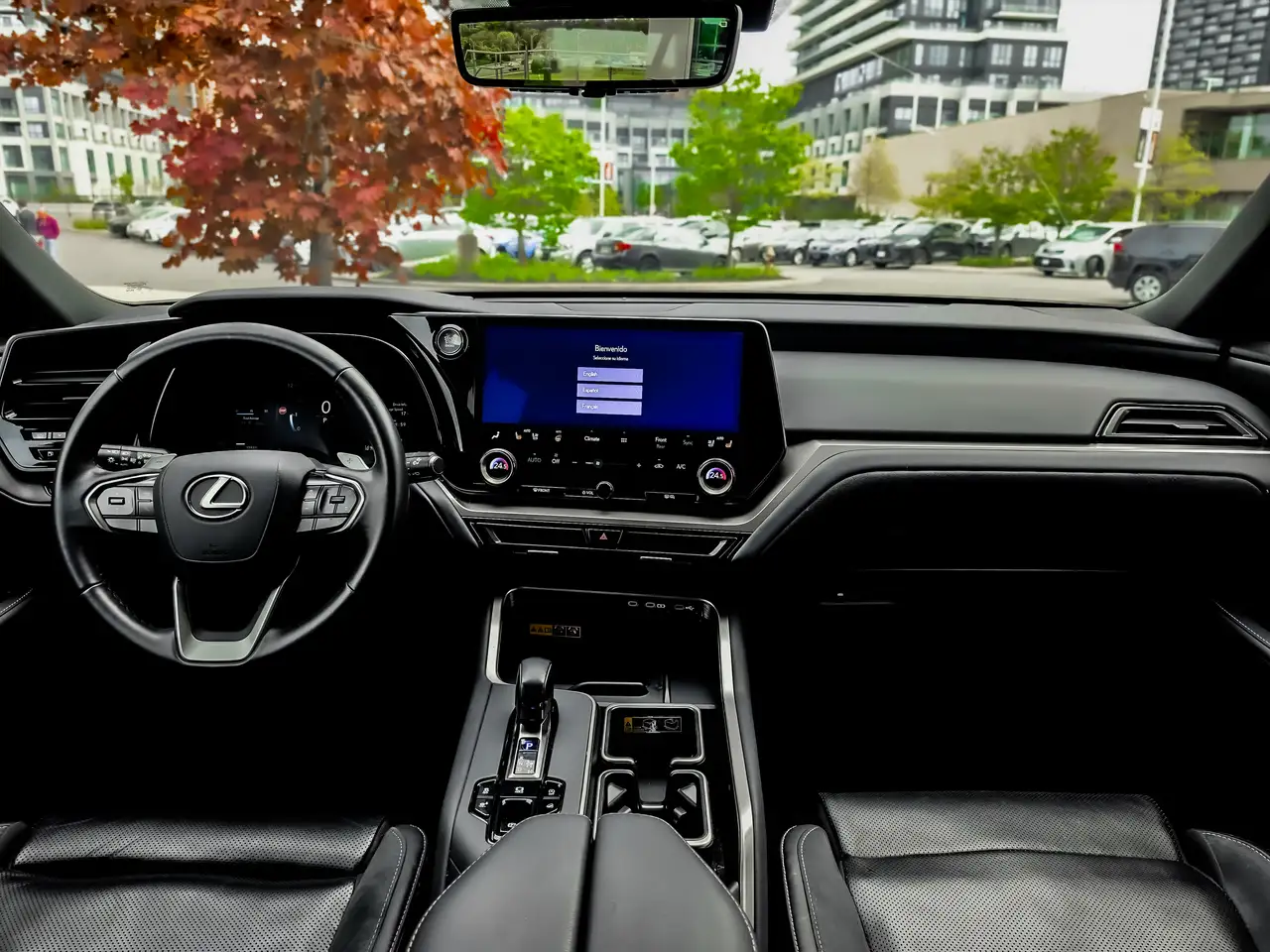 Lexus TX photo Lexus TX
