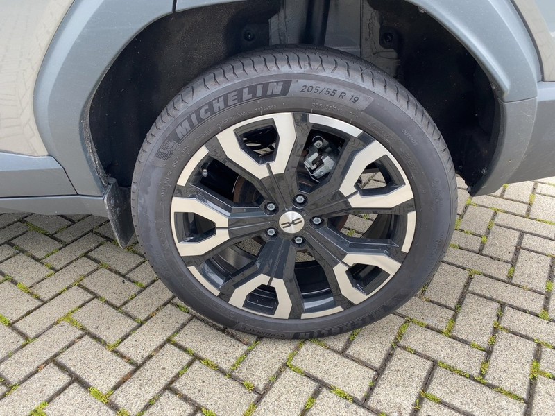 Dacia Bigster 1.8 E-TECH 155 Journey 1ney *NAVI*LED — photo 12