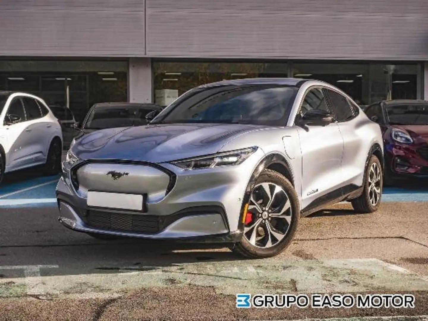 Ford Mustang Mach-E Premium AWD Rango extendido Plateado - 1