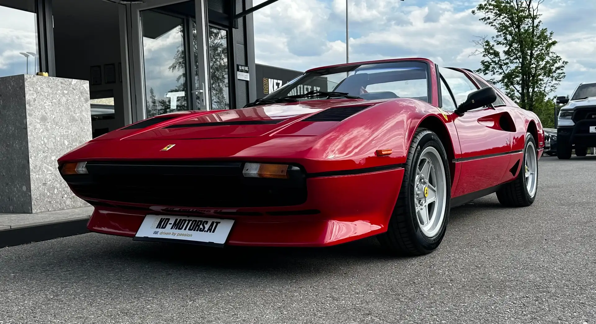 Ferrari 208 Turbo GTS *Service_Neu*Zahnriemen_Neu*Reifen_Neu* Rot - 1