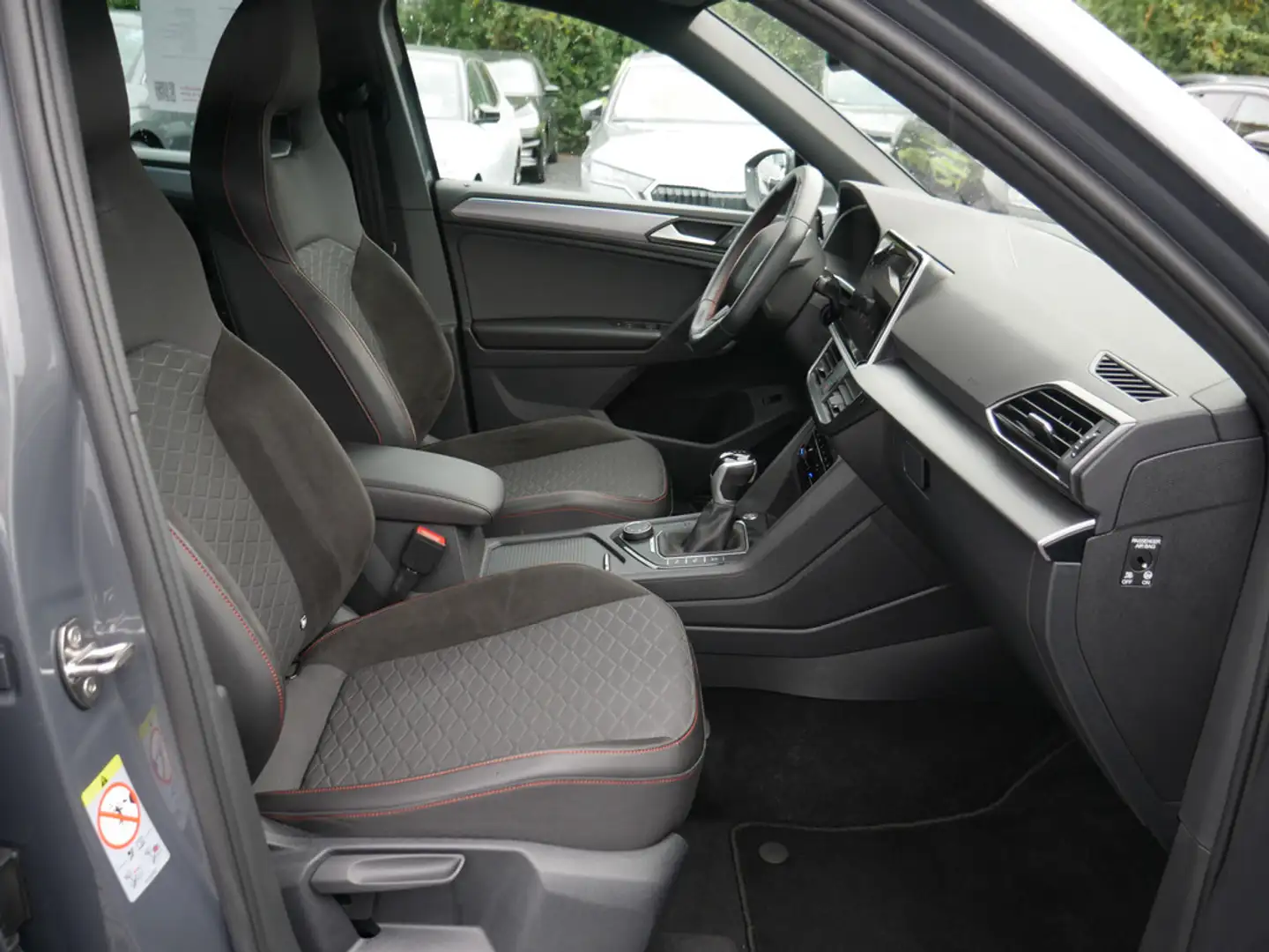 SEAT Tarraco 2.0 TSI FR 4Drive SHZ MEMORY NAVI LED Grau - 2