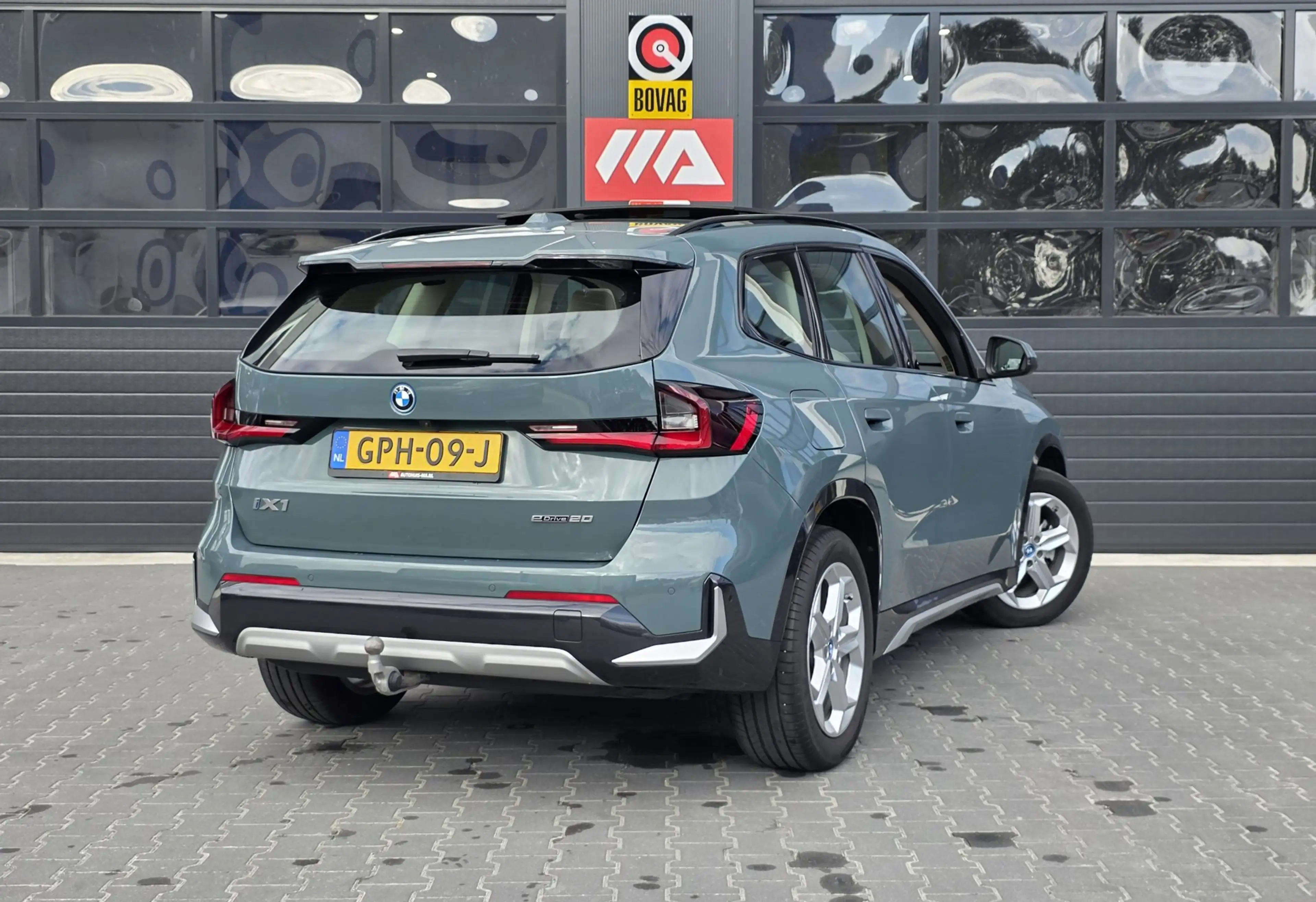 BMW iX1 EDrive20 67 kWh | NAP | 100% SOH | PANO | LEDER | — photo 6