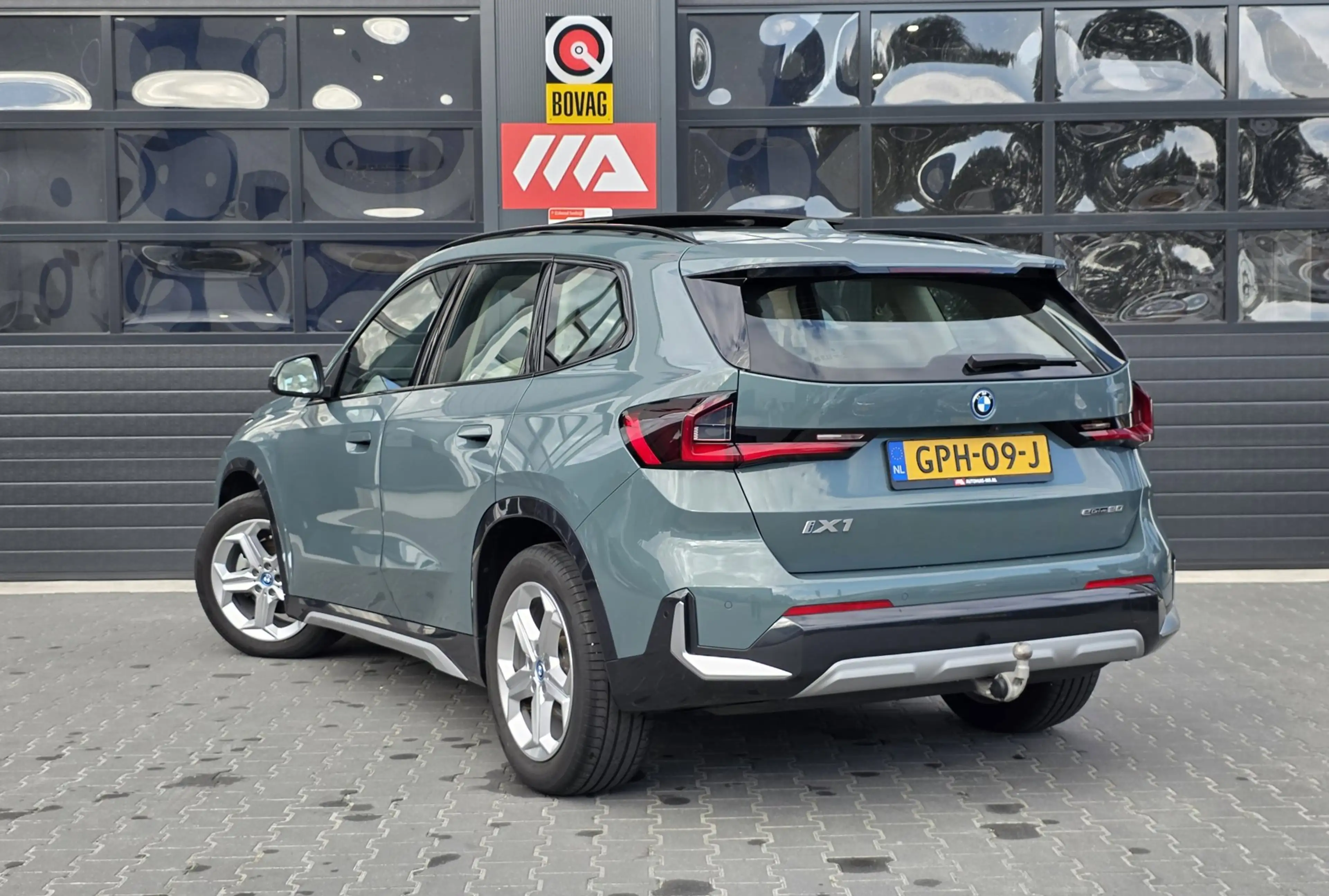 BMW iX1 EDrive20 67 kWh | NAP | 100% SOH | PANO | LEDER | — photo 13