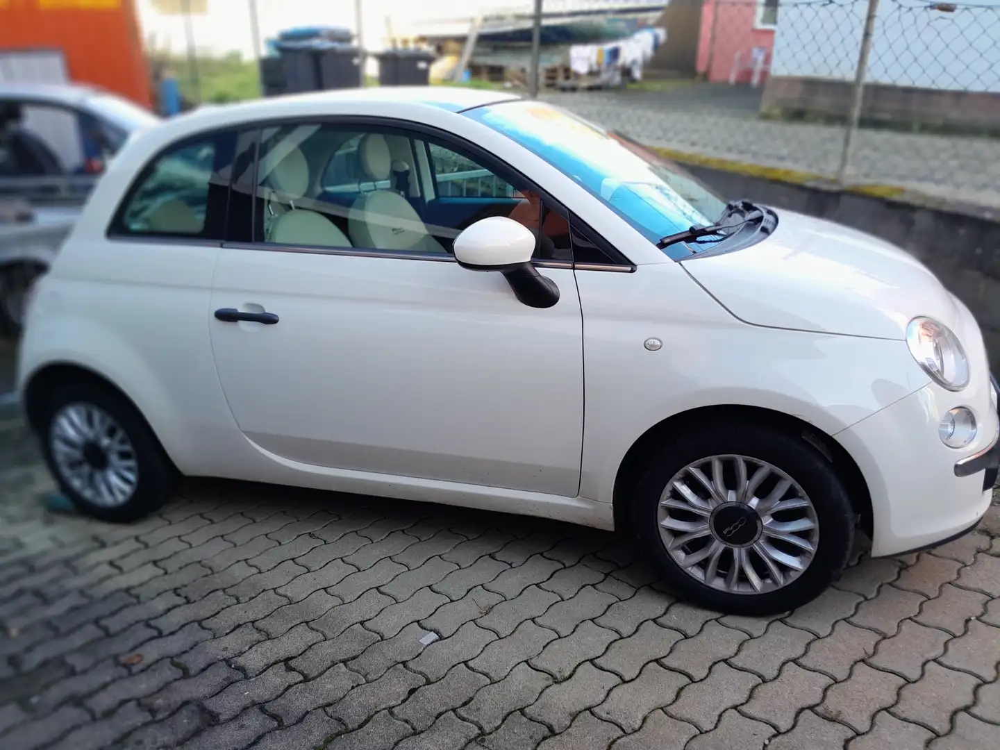 Fiat 500 Lounge 1.2 Einparkhilfe Bluetooth Panoramadach Blanco - 1